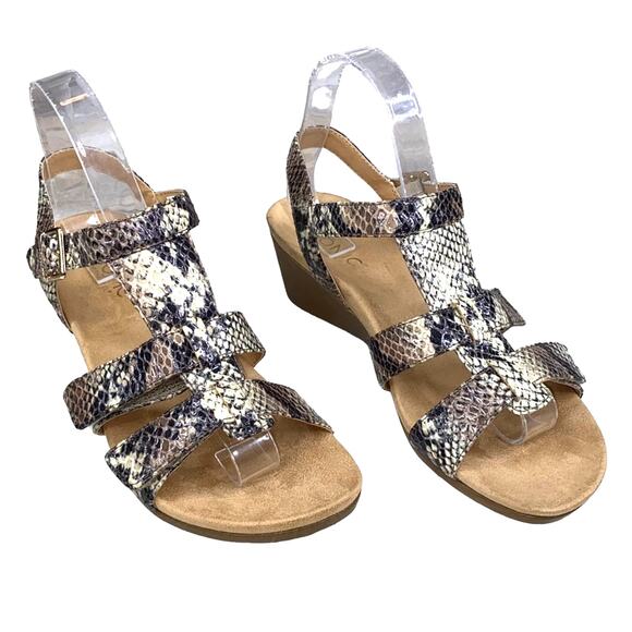 Vionic Women’s Glenda Natural Snakeskin Wedge Sandal Size US 7 - Picture 2 of 11